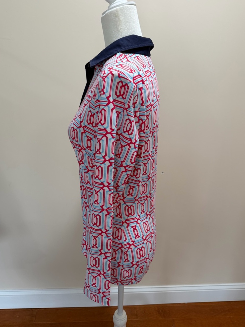 J. McLaughlin White w Pink Blue Pattern Catalina Cloth Long Sleeve Polo Top S - Picture 4 of 6